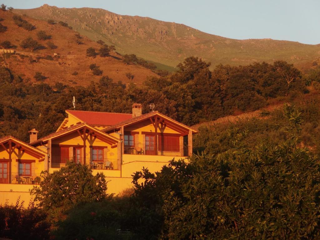 Aroma De Primavera En Casas Rurales Acebuche Casas del Monte Zewnętrze zdjęcie